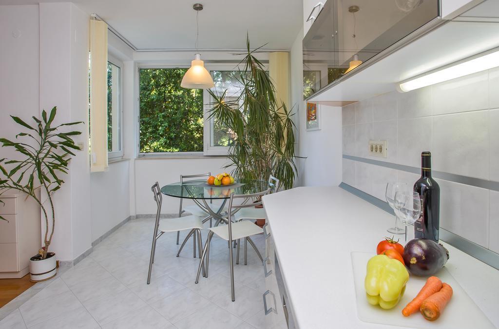 Apartment Laura Lapad Dubrovnik Bagian luar foto